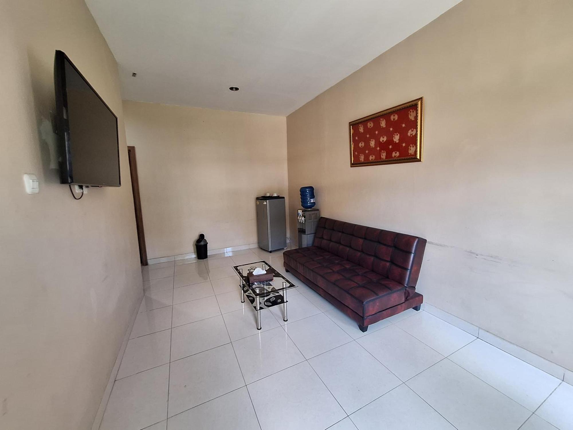Urbanview Hotel Inkoppabri Cisarua Puncak Exteriör bild