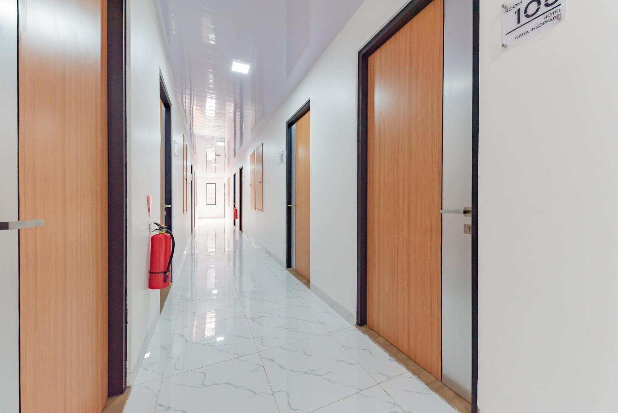 Urbanview Hotel Inkoppabri Cisarua Puncak Exteriör bild