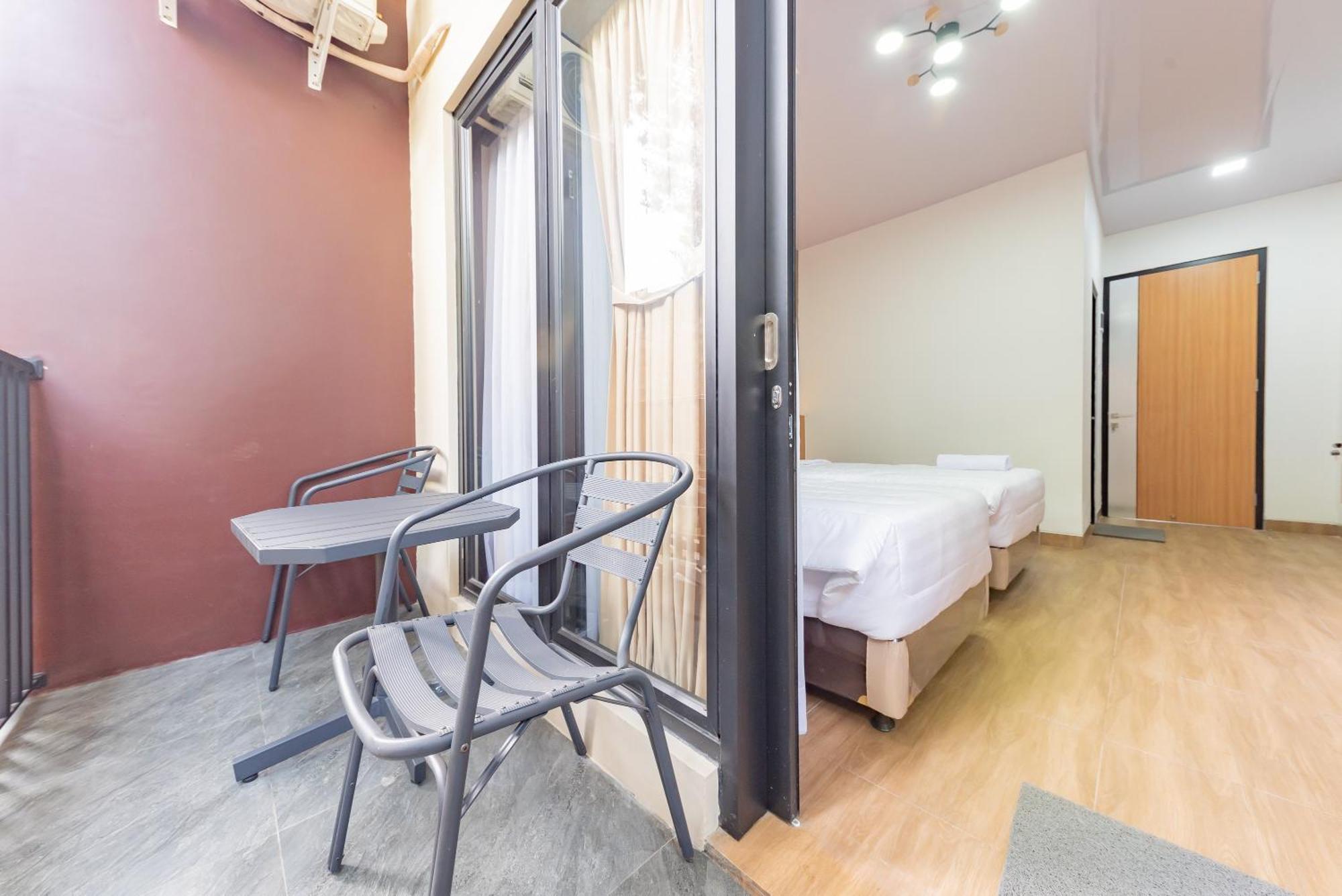 Urbanview Hotel Inkoppabri Cisarua Puncak Exteriör bild