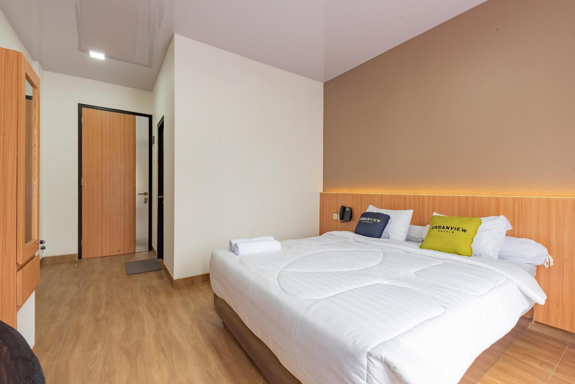 Urbanview Hotel Inkoppabri Cisarua Puncak Exteriör bild