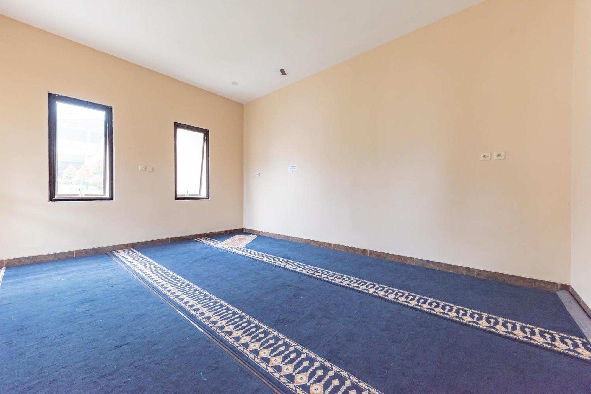 Urbanview Hotel Inkoppabri Cisarua Puncak Exteriör bild
