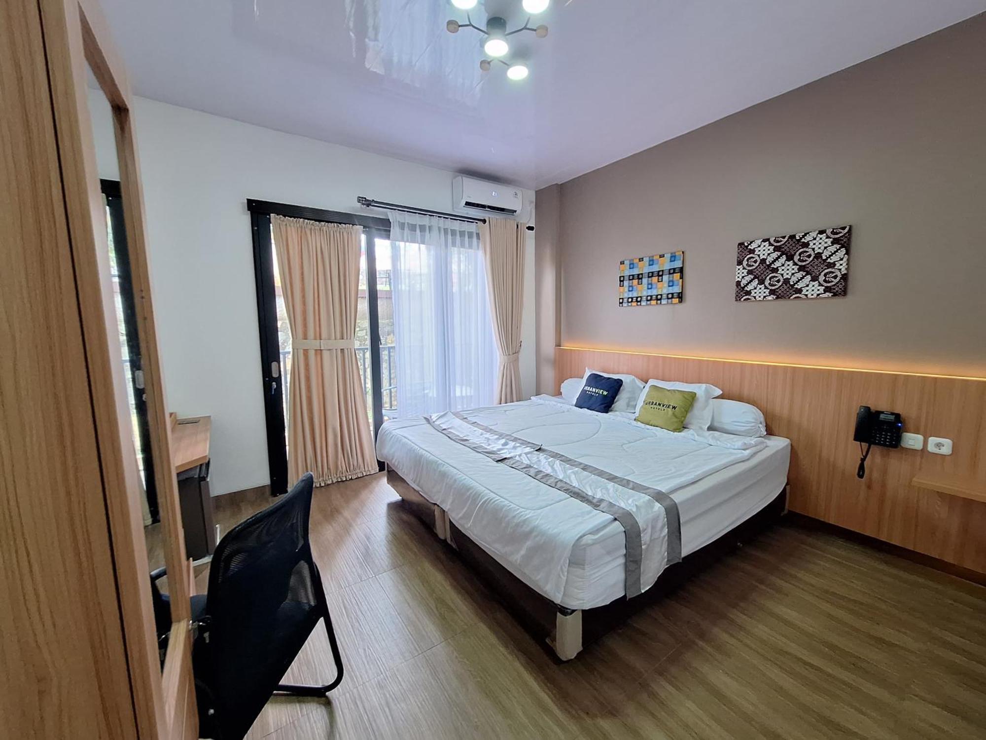 Urbanview Hotel Inkoppabri Cisarua Puncak Exteriör bild