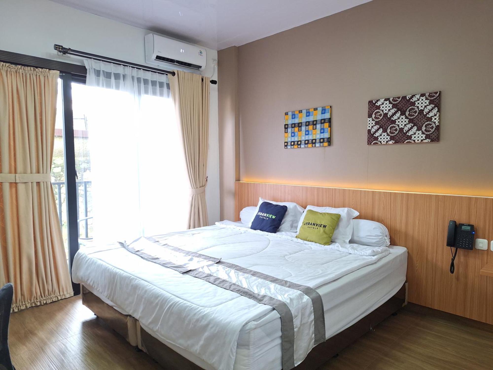 Urbanview Hotel Inkoppabri Cisarua Puncak Exteriör bild